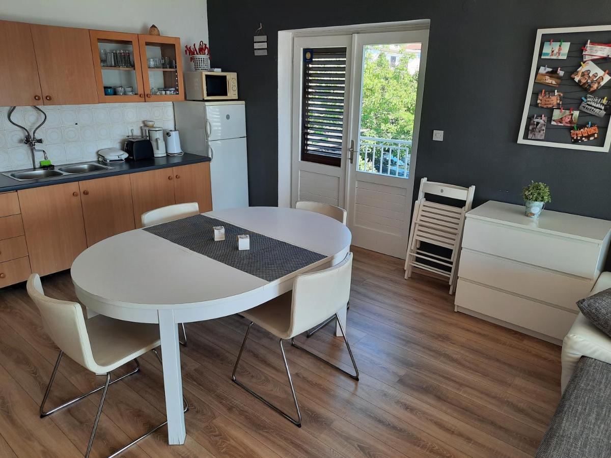 Sea View Nona Apartment Crikvenica Exteriör bild